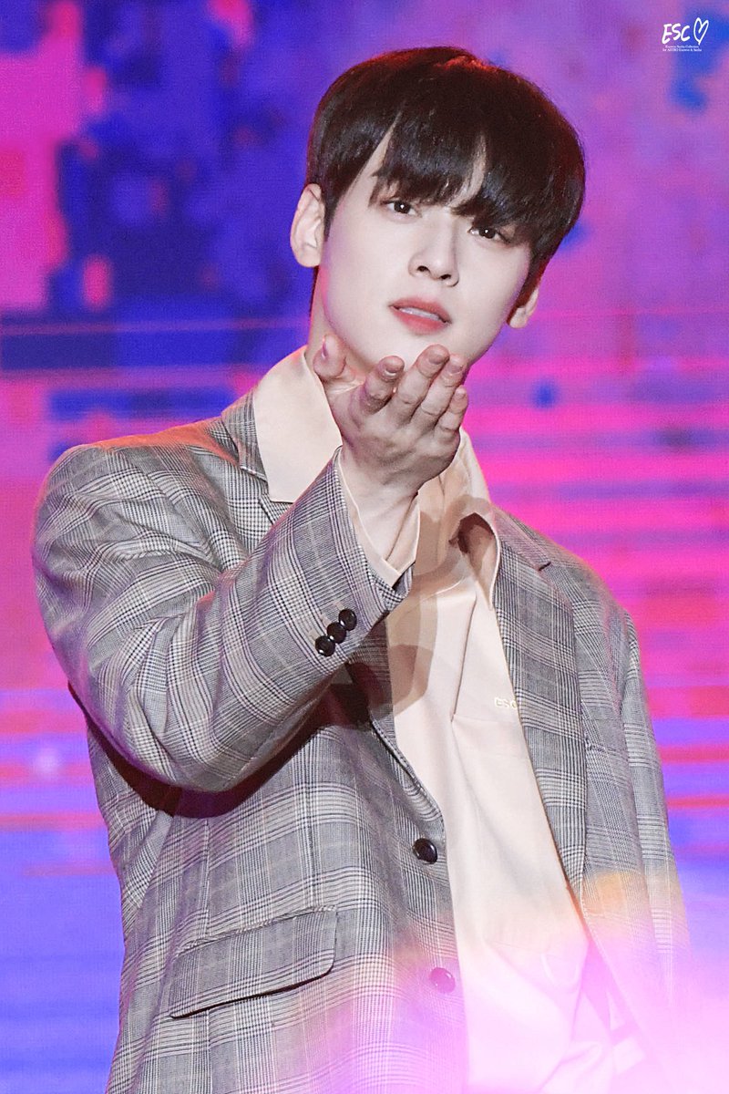 ESCollection03's tweet image. 191009 Eunwoo Sanha Collection

연인들을 잃더라도 사랑은 잃지 않으리라

#ASTRO #아스트로 #CHAEUNWOO #차은우 #YOONSANHA #윤산하 @offclASTRO