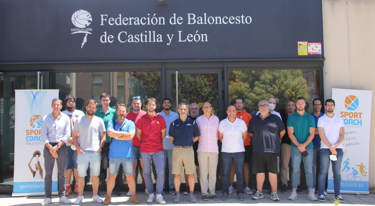FBCyL's tweet photo. Finalizó la parte presencial del #MasterDIDE organizado por @iSportCoach, que se ha celebrado en la sede FBCyL de Valladolid. Un placer acoger este gran evento formativo 🔝🔝🔝
https://t.co/SM1qQ4QhAE https://t.co/01HYJk5yU8