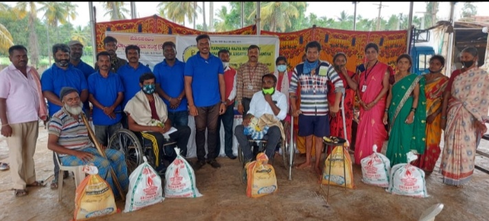 krbaas's tweet photo. KRBAAS Magadi Distributed 380 Ration Kits in- Ramanagara,Mandya, Mysuru, Hassan, Tumkur, CB Pura &amp; Kolara Districts. for Spinal Cord Injury persons. Thanks 
@APPI
 Team helping us in this Crusial Time. #COVIDrelief #KRBAASMagadi #Spinalcordinjury #Rehabcenter #SCI. 
@Azimpremji https://t.co/4572scUwUr