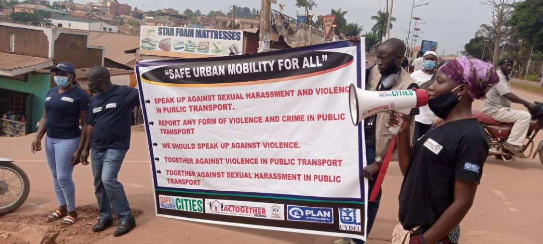 SafetyChampUG's tweet photo. Research shows that effective youth initiatives give #youngpeople opportunities for new roles and responsibilities. This is what is happening under the (Safe and inclusive cities project) supported by  @ACTogetherUG @PlanUganda @UYDEL. #SDGs @UN4Youth https://t.co/iKoLh5dbU6