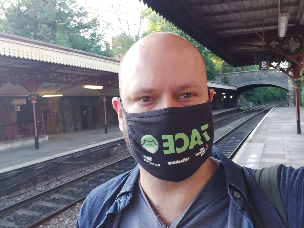 . <a href="/GWRHelp/">GWR</a> calling it right on face covering announcements and social media. Well done &amp; a nice way to start the week.