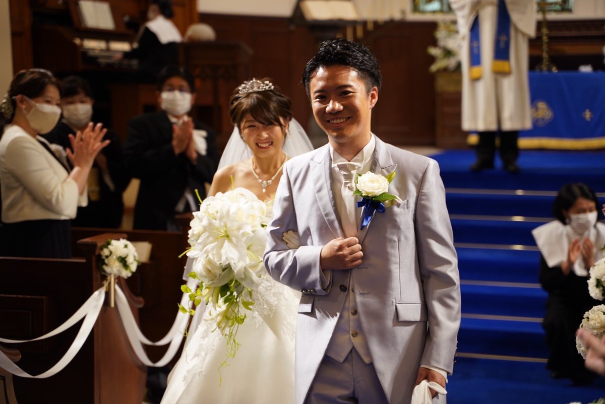 aich_16's tweet photo. 一度延期しましたが、7月17日に無事挙式が終わりました💍💕
余韻抜け出せないまま仕事いってきます。笑 https://t.co/P95mNe89rh