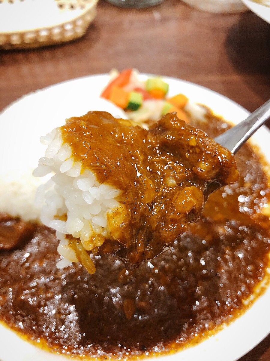 【追加】

｢牛すじカレー｣

ホロホロトロトロの牛すじは言わずもがな
しっかりとスパイスの効いたカレーはしっかりと辛みもありながらも美味！！！

これはツマミになるカレー

#タイジンジャー
#ラーメン
#郡山市
#飯テロ