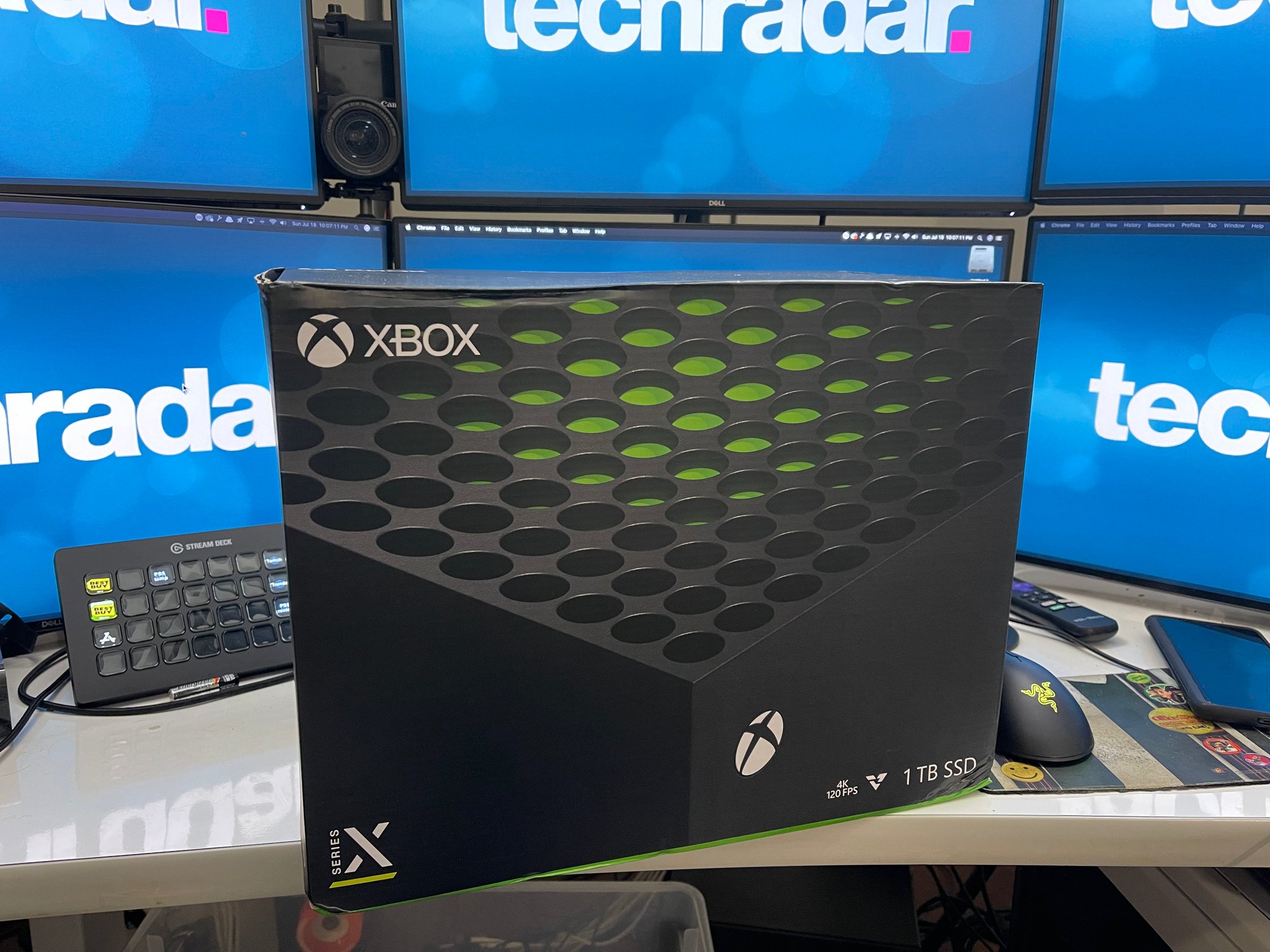 Matt Swider (tracking PS5 / Xbox / GPU restock) on Twitter "🎁Massive