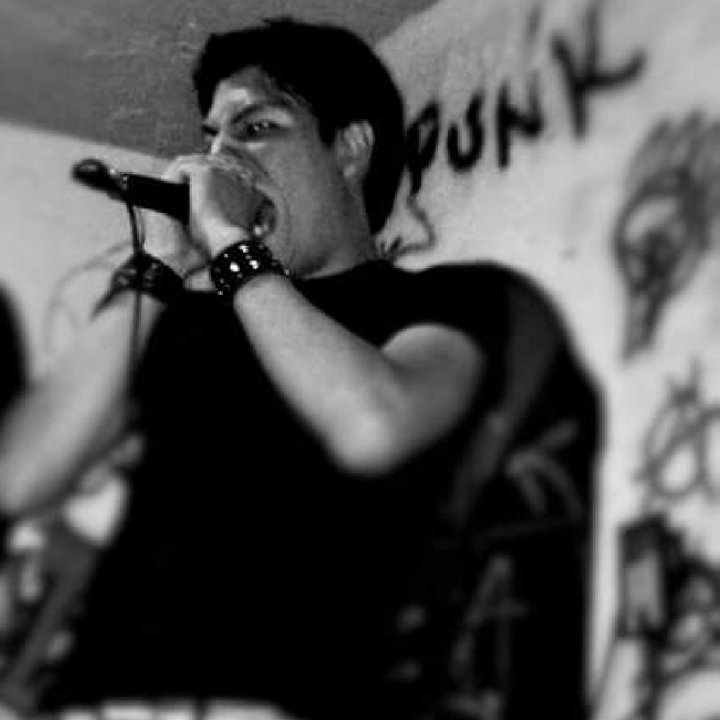 Necrotismo's tweet photo. ¡Ven y disfruta conmigo!  en #BIGOLIVE. https://t.co/KzIaZb6RqF https://t.co/mLjSoyBv4v