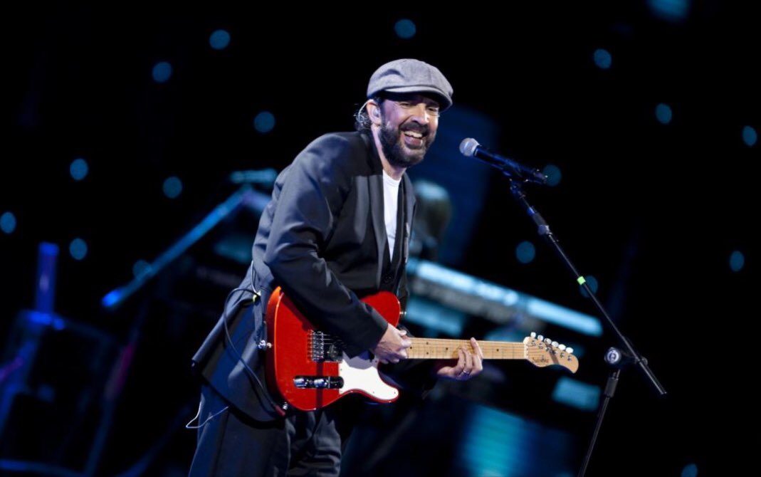 LeonardoYaritza's tweet photo. Presentación de Juan Luis Guerra en el concierto de Viña del Mar 🔜https://t.co/DU9eVfxrZe  #prensaMayo21 https://t.co/4x95zuONcx
