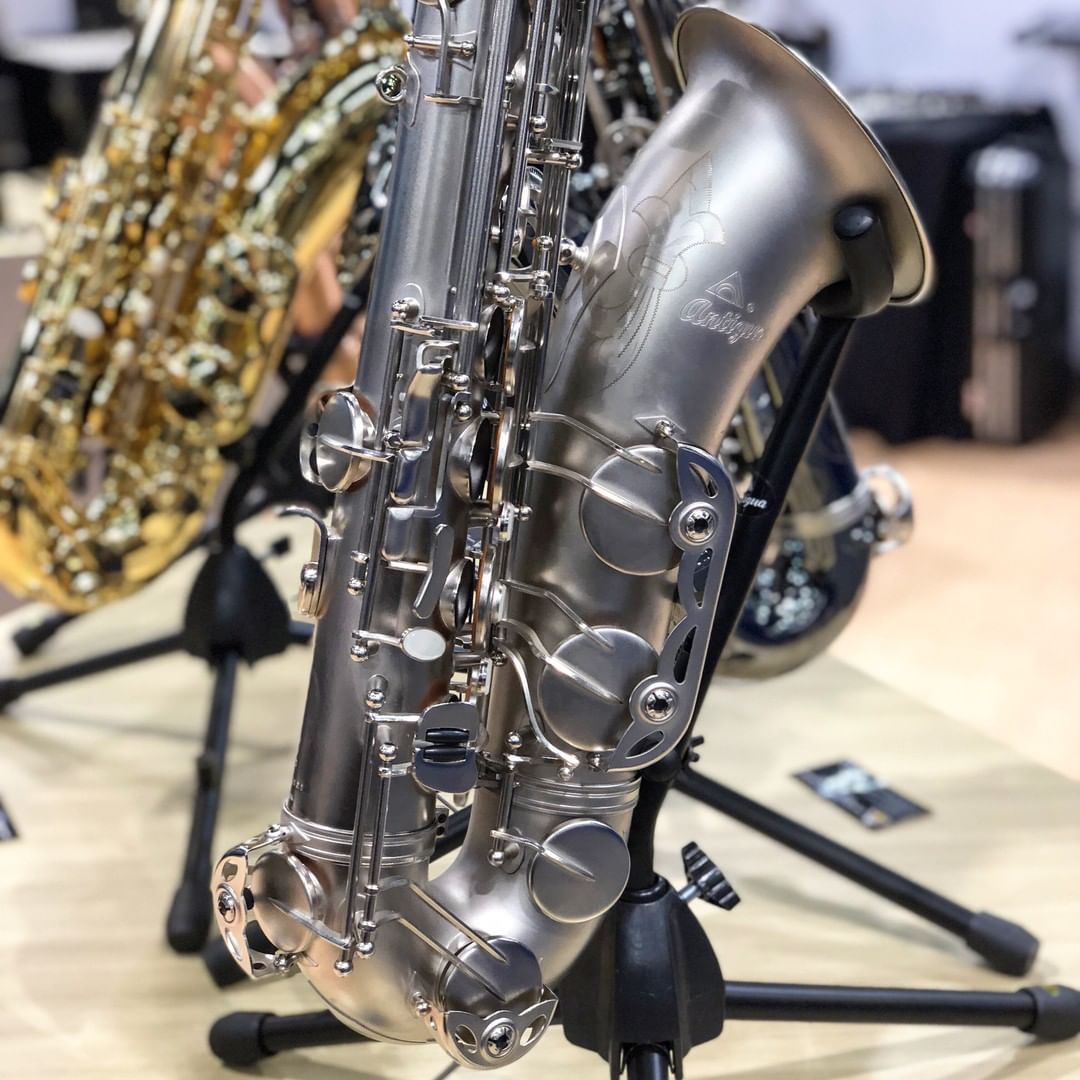 #Throwback to #NAMM2019
Doesn't that Powerbell in classic nickel finish look stunning?