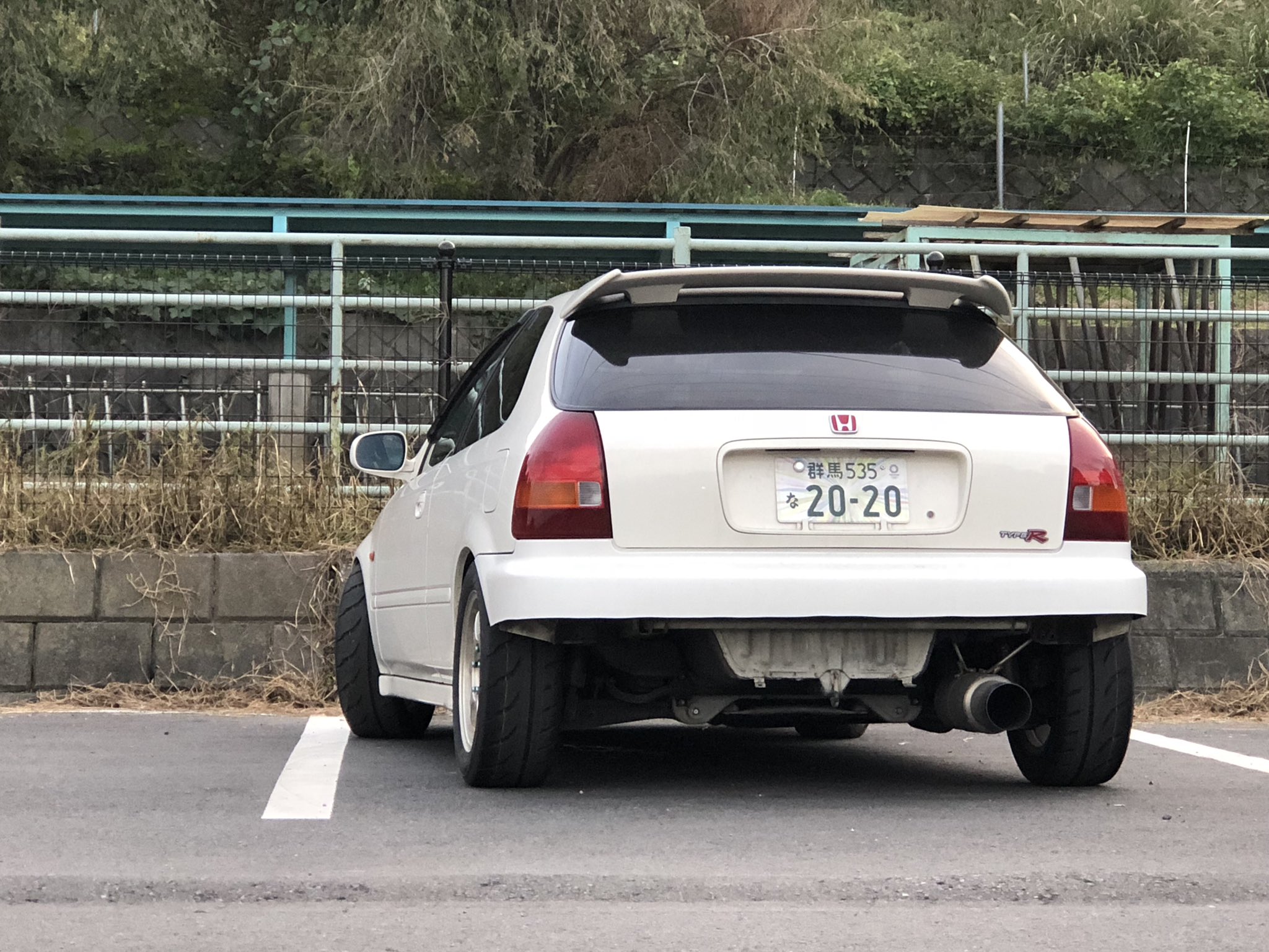 シビックEK9 リアバンパー （cr-x EF8 無限 リアバンパー 当時物