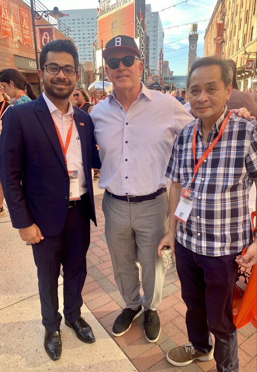 EmbassyofSL's tweet photo. Sri Lanka joins global travel industry &amp; country reps at 2021 Annual Convention of Destinations International #AC21Baltimore. Embassy represented by Third Secretary @piyumalweerasi1. He met w/ Mayor @MayorBMScott &amp; CEO Don Welsh @destintl 

https://t.co/0dlSqf4wdf https://t.co/0o0Eby8VCr