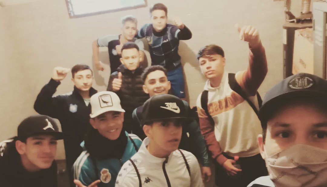 LynchFutsal's tweet photo. Hermosa jornada de #Domingo gracias @NOLTING_FUTSAL ppr la visita  ⚽️
Fotos de C13 C15 C17 Y C20 https://t.co/aphA39JEnN