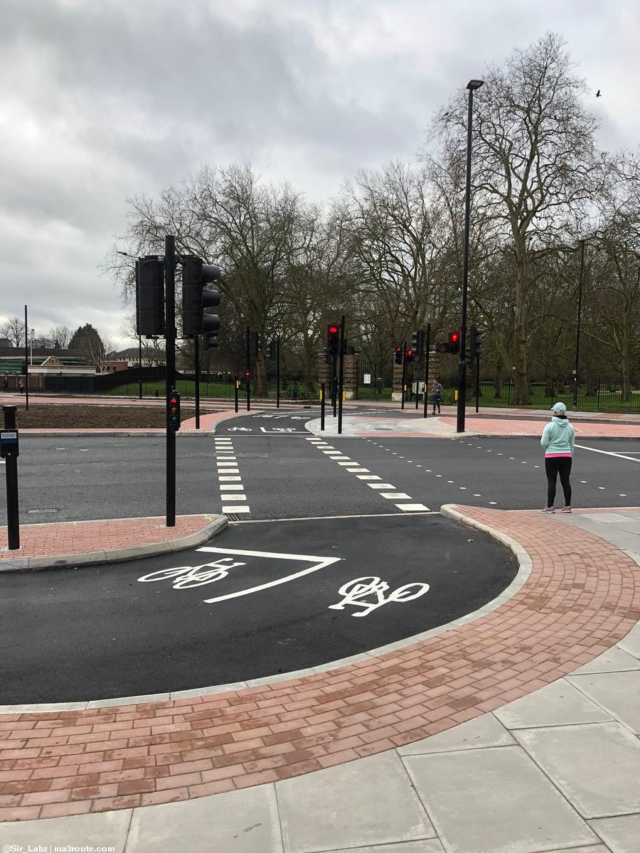 Ma3Route's tweet image. 06:39 Dear @KURAroads This is what we mean by Top-notch Quality Infrastructure. @NMS_Kenya Attention to Detail Matters and so does Supervision and Inspection. Nairobi deserves better.   via @Sir_Labz