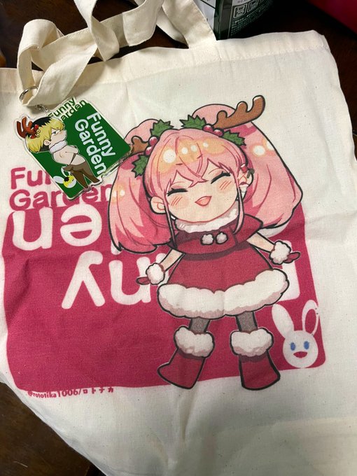 今からお使いに行くけど、エコバッグ可愛いでしょ!、?キーホルダーつき♡ 