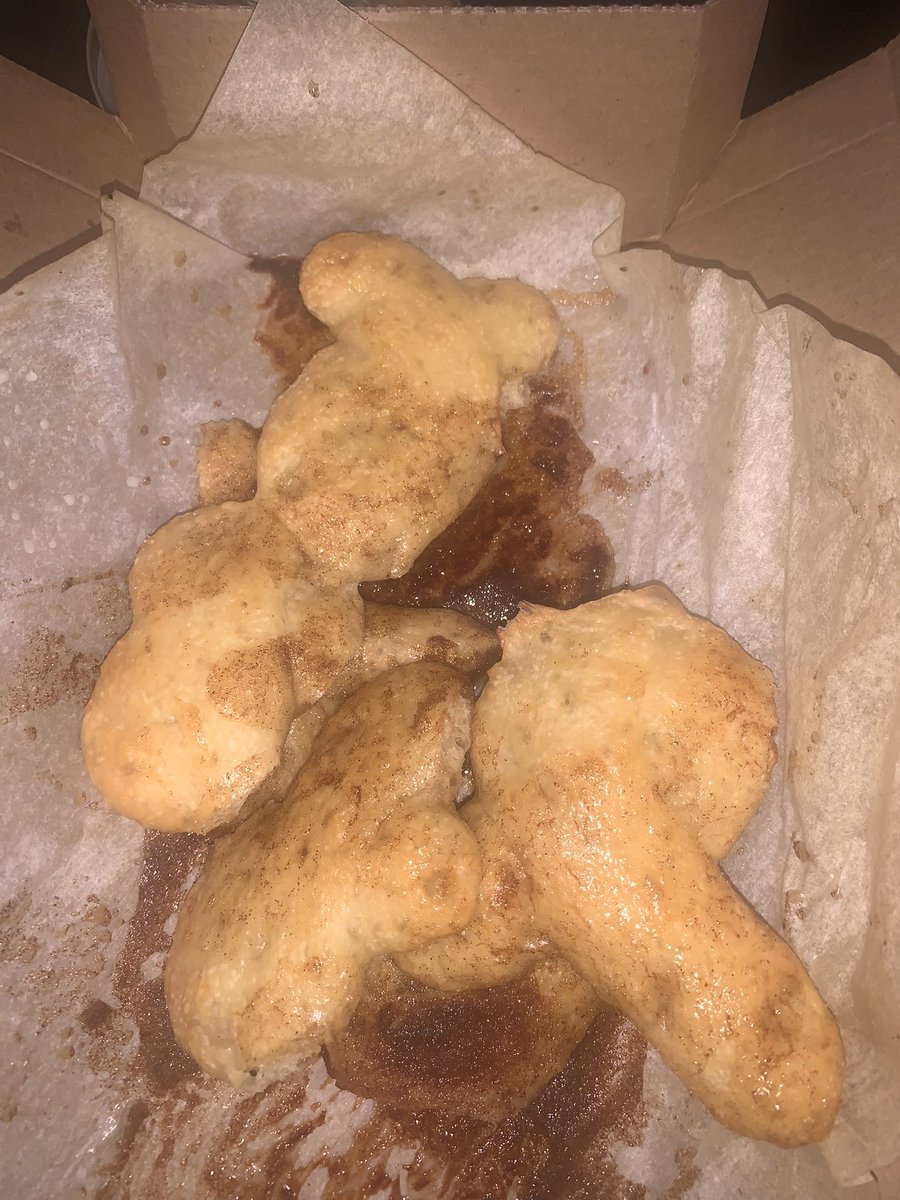 DREDOLF's tweet photo. @dominos count your fuckin days!! These taste like pretzels https://t.co/0QFJSPI4tT