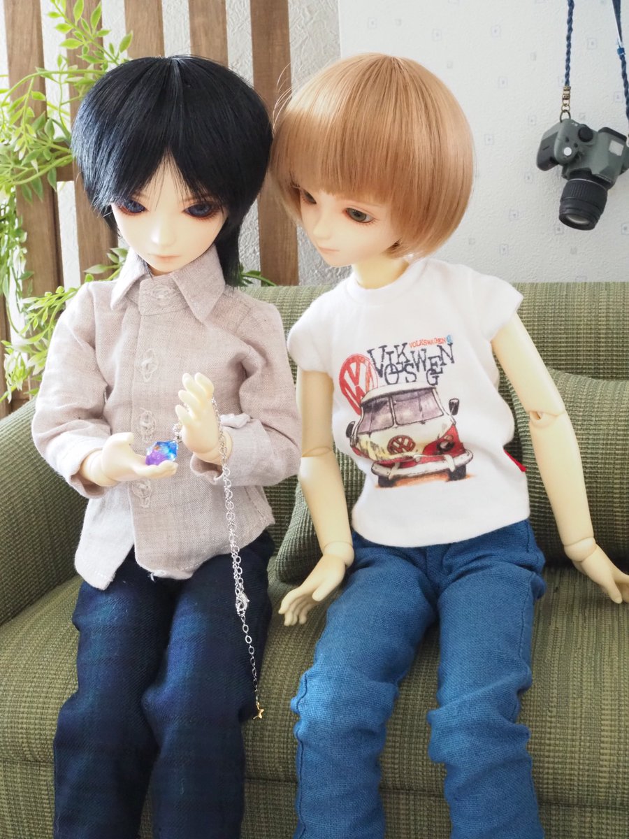 Arcana-cica 3月I-Doll (@arcana_cica) on Twitter photo 待機中の
朔(TF Tommy)と暁(TF Jerome)。
<a href="/konoko_is/">konoko.is(このこ椅子)</a> さんのソファと
#pluskis 様のネックレス。
周囲はイベントや展示で使ってない背景用資材が置いてあります…
#我が家のTF待機所
#我が家のドール待機所
#bluefairydoll #TFTommy #TFJerome
#うちの子かわいい #TF好きさんと繋がりたい 待機中の
朔(TF Tommy)と暁(TF Jerome)。
<a href="/konoko_is/">konoko.is(このこ椅子)</a> さんのソファと
#pluskis 様のネックレス。
周囲はイベントや展示で使ってない背景用資材が置いてあります…
#我が家のTF待機所
#我が家のドール待機所
#bluefairydoll #TFTommy #TFJerome
#うちの子かわいい #TF好きさんと繋がりたい