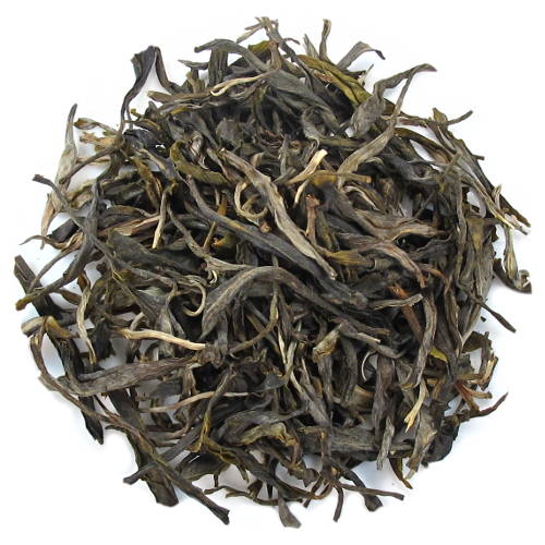 terredesthes's tweet photo. Un puerh vert moderne élaboré pour une garde longue. C'est le Yanuo veux théiers 2018 en maocha (puerh de août 2018) ! https://t.co/bF28Ga4Nxg https://t.co/IPJdGcQAAH