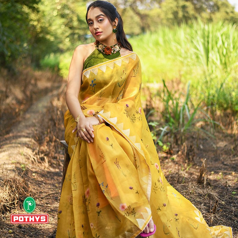 pothysonline's tweet photo. Walk around confidently and gleam wearing the mustard organza saree!
Shop Now: https://t.co/T1jIS4jTlj
#organzasaree #organzasilk #traditionalwear #floral #floralprints #partywear #saree #ethnicity #drapesofindia #styleandconfort #vocalforlocal #trendycollections #floral #Pothys https://t.co/Lb8RD5WSJR