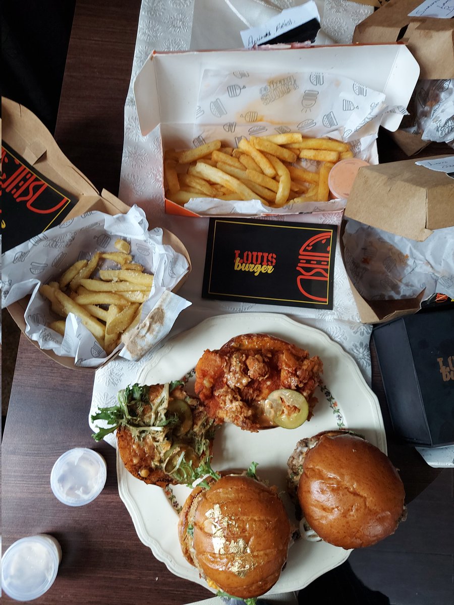 India's most epic Louis Burgers by <a href="/ZorawarKalra/">Zorawar Kalra</a> 's <a href="/MRestaurants/">MassiveRestaurants</a>
launch in #Mumbai! Probably the best in the country. Get yours here:
thrivenow.in/louis-burger-l…

<a href="/salloni/">MasalaChic</a> <a href="/DildeepKalra/">Dildeep Kalra</a> <a href="/RPDeoli/">Rakesh Punmia l Foodie</a> <a href="/imbevda/">Nikhil C</a> <a href="/VickyRatnani/">Chef Vicky Ratnani</a> <a href="/akshaykumar/">Akshay Kumar</a> <a href="/atulkasbekar/">atul kasbekar</a> <a href="/ranveerbrar/">Ranveer Brar</a> <a href="/namratathakker3/">Namrata Thakker</a>