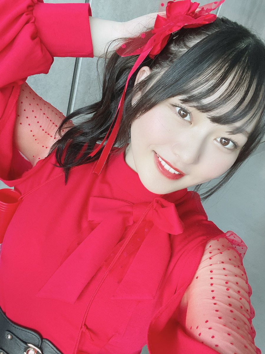 KariMen_shizuku's tweet photo. こんにち〜！！！
今日は朝からコルギ行ってきたんだけど、痛すぎて危うく命を落とすところでした、、、でもすっきりしたー！！！
みんなは今頃お仕事、授業中かな〜🐥が… https://t.co/RCJ9CeZsVW  #CHEERZ https://t.co/6Jd0a0ZUaK