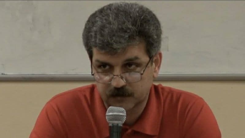 مصاحبه رضا شهابی عضو هیات مدیره سندیکای کارگران شرکت واحد اتوبوسرانی تهران  با نشریه دانشجویی "حیات نو" دانشگاه علوم پزشکی اصفهان

برای مطالعه متن کامل مصاحبه به لینک کانال سندیکا مراجعه کنید

t.me/vahedsyndica/4…