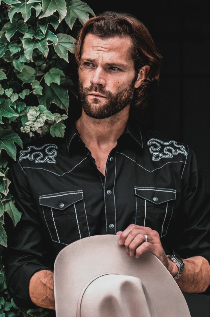 Happy birthday jared padalecki, Know that you are very special to all of us, we love you very much   