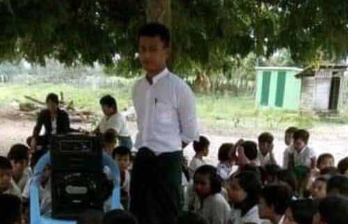 Magway City: A CDM Teacher named PhyoAung from BaganMyaw Village was abducted on Jul18 by Junta Terrorists. His whereabout is unknown.  

#July19Coup #WhatsHappeningInMyanmar
