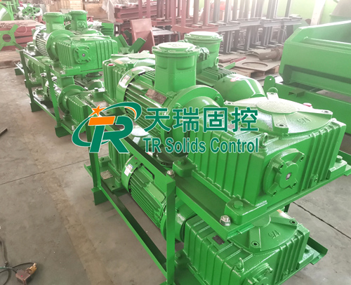 solidcontrolTr's tweet photo. We completed 14pcs TRJBQ11 horizontal mud agitators at our workshop. They will serve the mud mixing work in oilfield soon.

These are direct connected between motor and reducer, which reduces the wearing parts of the coupling and has larger torque.

#agitators #mudagitator https://t.co/Ngu6kmtjv3
