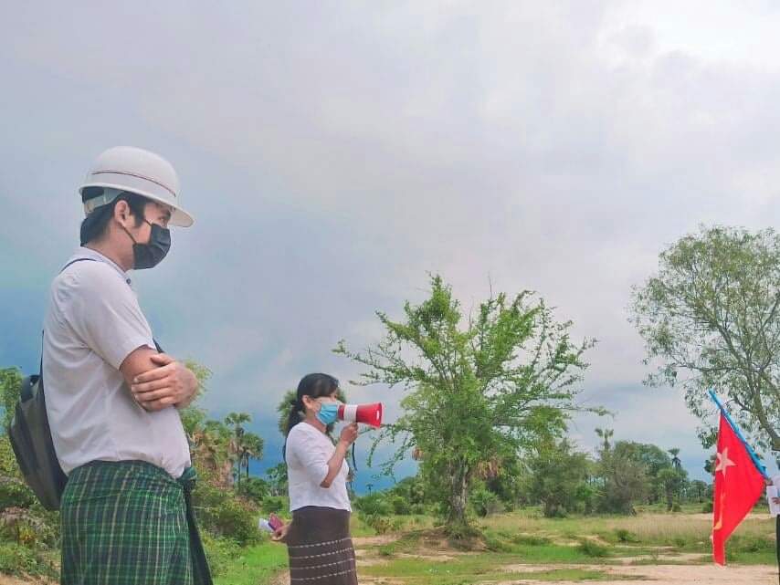 Students in Taze Township marched to pay their respects to the fallen martyrs in commemoration of Martyrs' Day.
MYANMAR MARTYRS' DAY 

#HonorTheFallenHeroes
#July19Coup 
#WhatsHappeningInMyanmar