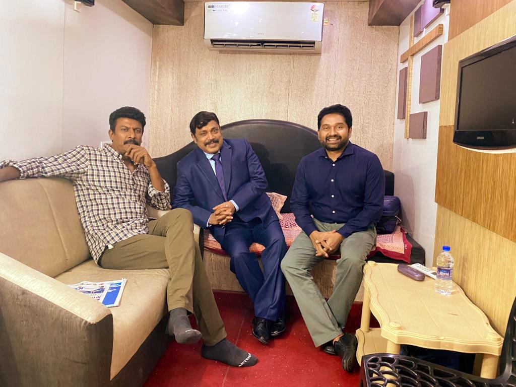 11:11 Productions (@11_11cinema) on Twitter photo A BTS picture featuring Dr <a href="/prabhuthilaak/">Dr.Prabhu Thilaak</a> with Actor
#ThambiRamaiah in ‘Vinodhaiya Sitham’ , co-starred and Directed by <a href="/thondankani/">P.samuthirakani</a> A BTS picture featuring Dr <a href="/prabhuthilaak/">Dr.Prabhu Thilaak</a> with Actor
#ThambiRamaiah in ‘Vinodhaiya Sitham’ , co-starred and Directed by <a href="/thondankani/">P.samuthirakani</a>