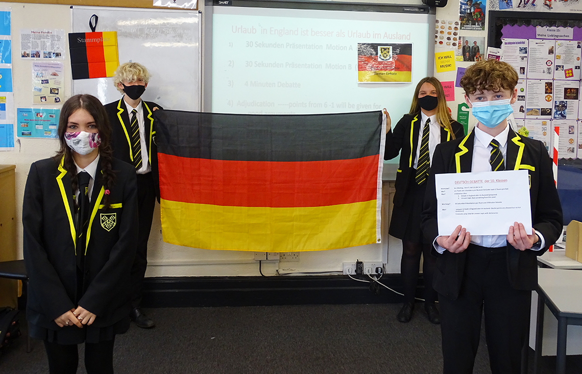 stockportgs's tweet photo. Adina Vidler & Matthew Darbyshire (Set 4a) & Josh Kitchen & Millie Gallimore (Set 4b) took part in the Fourth Year #German debate.
All of the pupils showed impressive #linguistic & #debating skills during the competition & it was Set 4a who emerged victorious.
#SGSLanguages https://t.co/dgDzp1tAms
