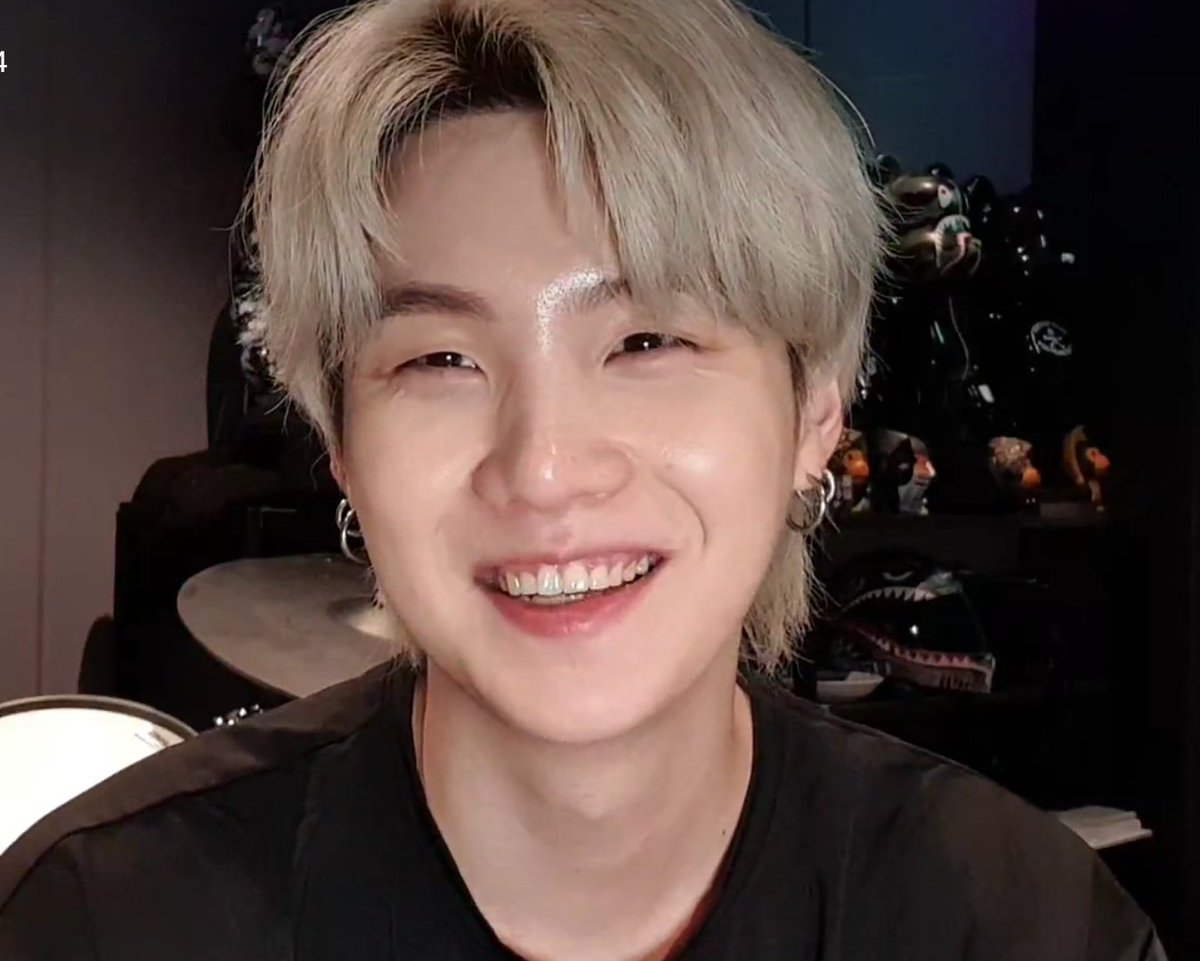 𝙎𝙐𝙂𝘼𝙒𝘼𝙒𝘼⁷⊙⊝⊜ tweet media