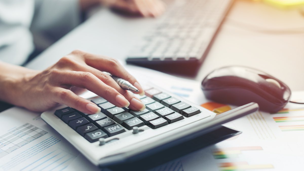 Legal, accounting and business recorded the largest number of new start-ups, with 2,543 new registrations #CRIFVisionNetH1
 
For an industry overview, click here: vision-net.ie