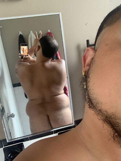 Kentucky Fried Joey- available now! https://t.co/DSZLarCibt<a href="/tag/bearmilk"class="tags"><span>#bearmilk</span></a>