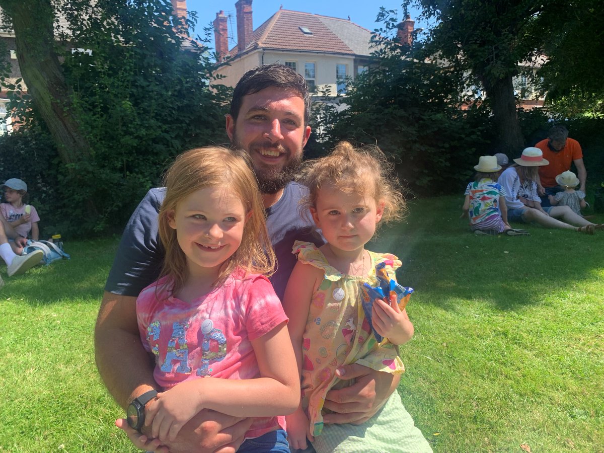 Read on for all the reaction as families across West Lindsey and beyond enjoyed a sun-soaked day of festivities at #Gainsborough Old Hall on Saturday – as the 400th anniversary of the Mayflower story was marked in the town.

bit.ly/36KkYvx

<a href="/PilgrimRoots/">Pilgrim Roots</a>  @DiscoverGains