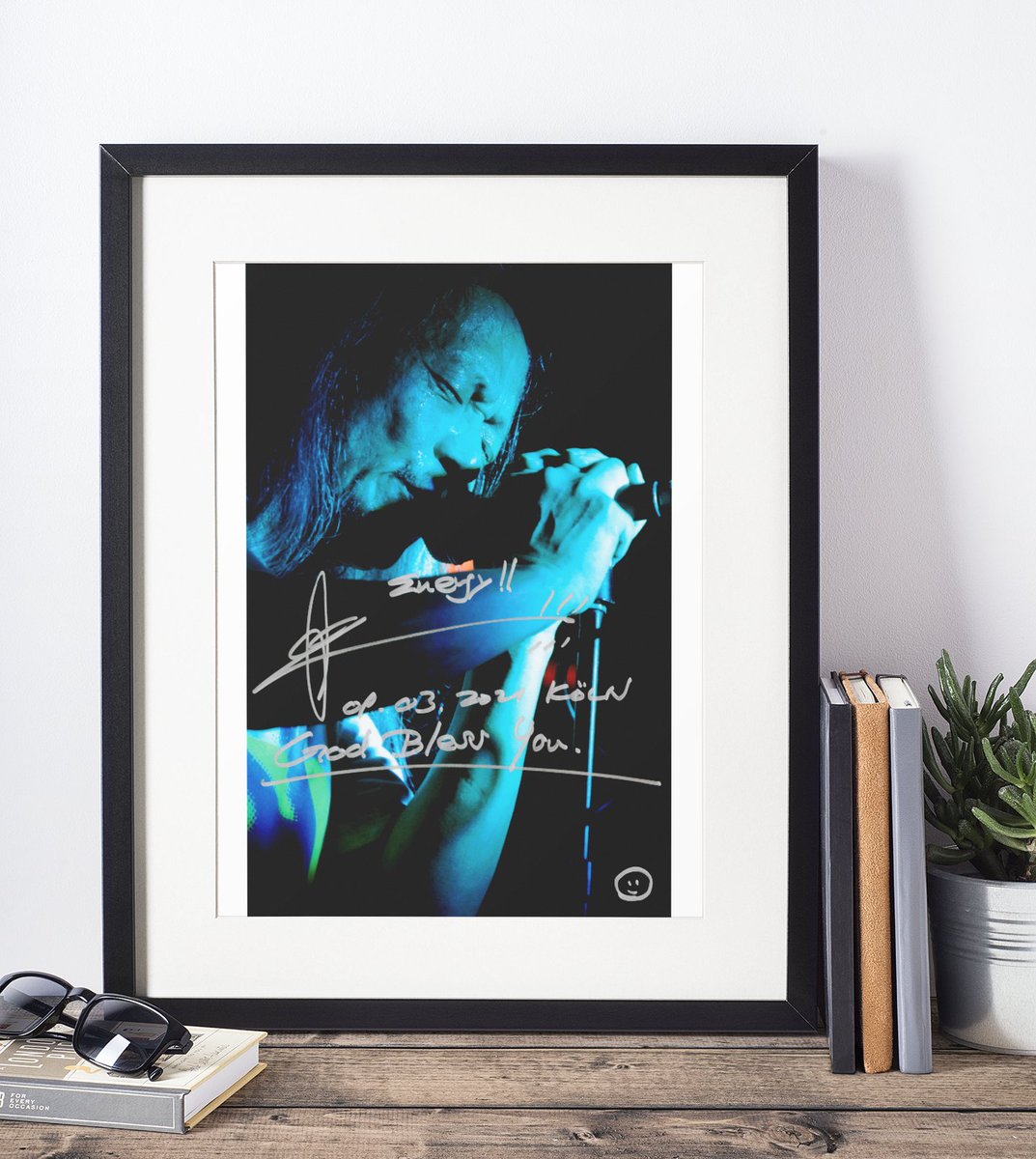 energythefilm's tweet photo. Thanks Lucy Vuong for selecting our
•SIGNED PHOTO PRINT #PERK! 
@⬇️⬇️
https://t.co/1rHhfDgVgt
#Damosuzukinetwork
Thanks for helping us finish our #film 
➡️RT/Share⬅️🙌
 Close encounter with free music legend #DamoSuzuki.
46% funded - 5 days left to reach our goal! #HelpSupport https://t.co/B2QjshCuG0