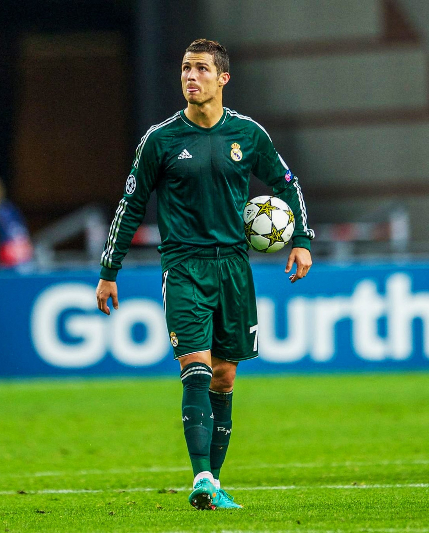 Real madrid dark green jersey new arrivals