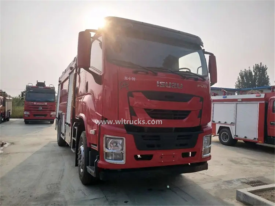 isuzu_trucksale's tweet image. ISUZU FVR 6 ton water tank foam fire fighting truck

#ISUZU #FVR #firefightingtruck #waterfiretruck

#foamfiretruck #waterfoamfiretruck #firetruck

#ISUZUfiretruck