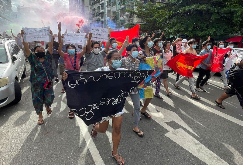 EnglishPurrfect's tweet photo. #Myanmar nationals all over the country held marches and memorials to pay tribute to the fallen heroes of #SpringRevolution and general Aung San on Myanmar Martyrs’ Day, #July19Coup 
#WhatsHappeningInMyanmar https://t.co/ecyRH2wj4D