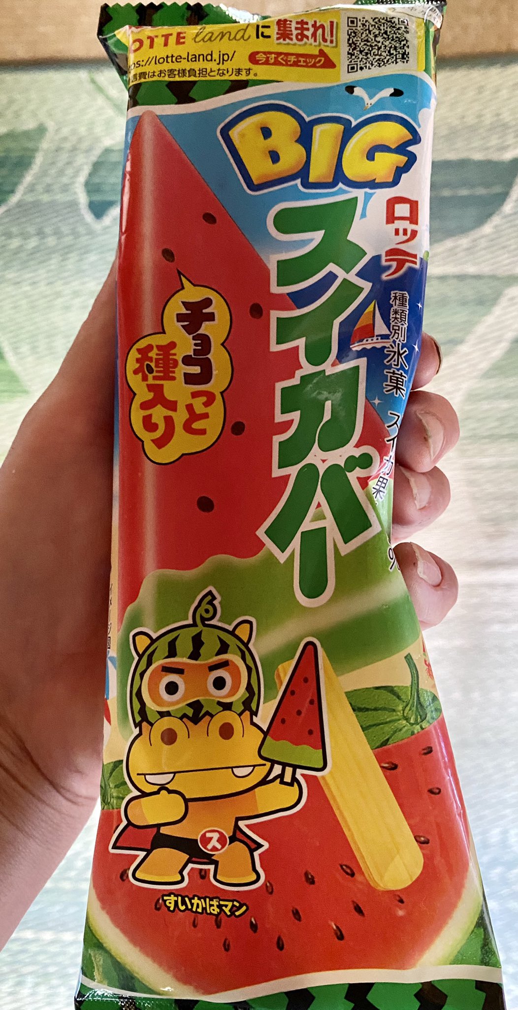 織田原由美子 同人誌用原稿執筆 Sur Twitter でっかいスイカバー 気が付けばもうスイカバーを食べても良い時期なんだわ 笑 Bgm Z ゼータ の発動 機動戦士zガンダム T Co Oupu3zndrl Twitter