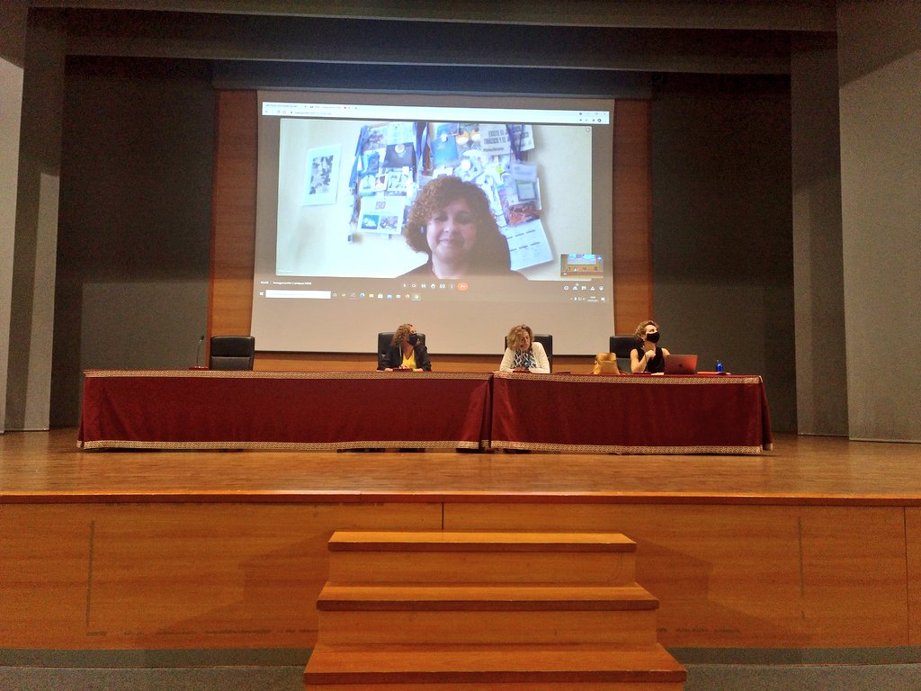 🎙️La Vicerrectora de Universidad Digital 💻 de la <a href="/ujaen/">Universidad de Jaén</a> Maite Martín inaugura 🗣️ el Campus de Verano #GEM 2021, que tiene como objetivo fomentar el interés por las carreras científicas 👩‍🔬 de sus participantes #UJADivulga #UJAIgualdad