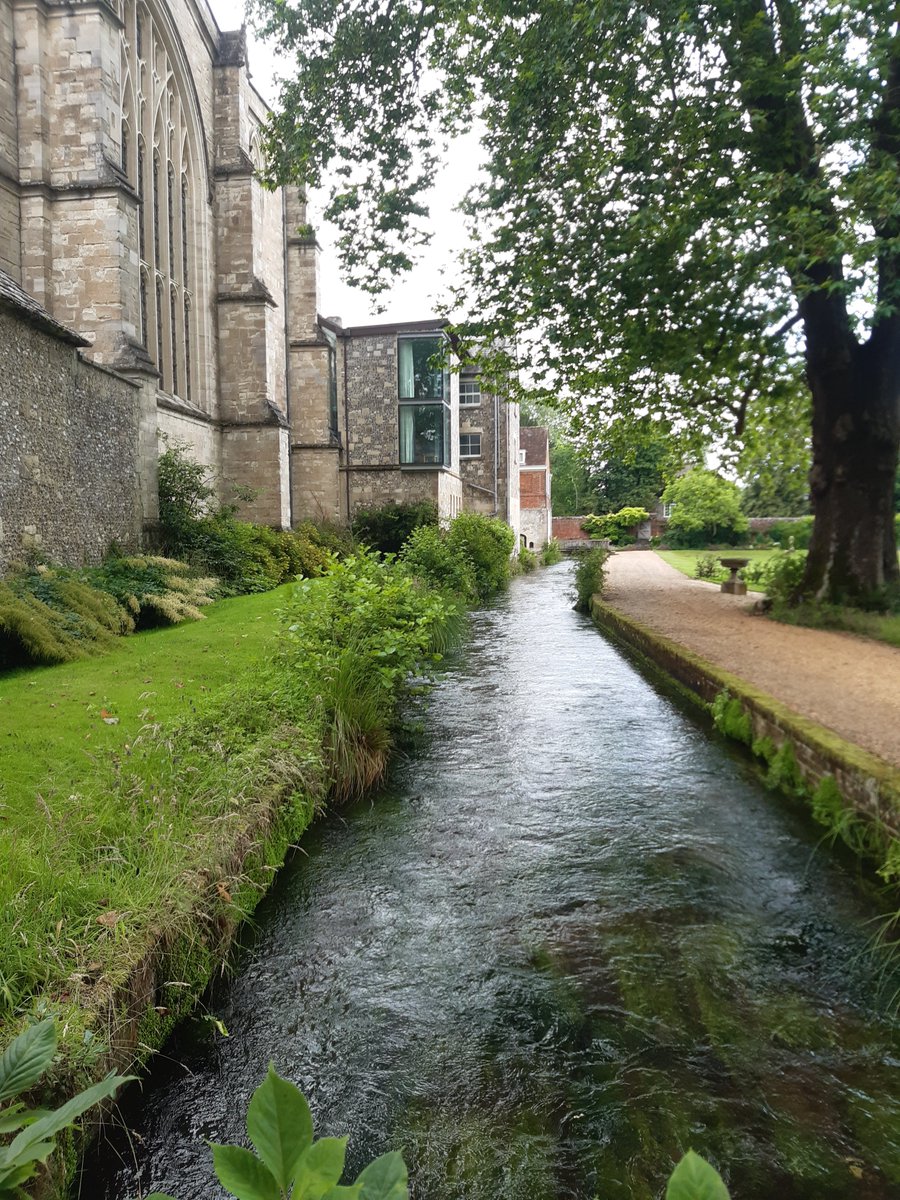 MRC_1st's tweet photo. We then toured the grounds @WinColl and met with the keeper of the College Museum to handle some ancient artefacts held there. Merci beaucoup and we plan to visit again soon. 2of2
________________________________________ https://t.co/LGE7P3umFU