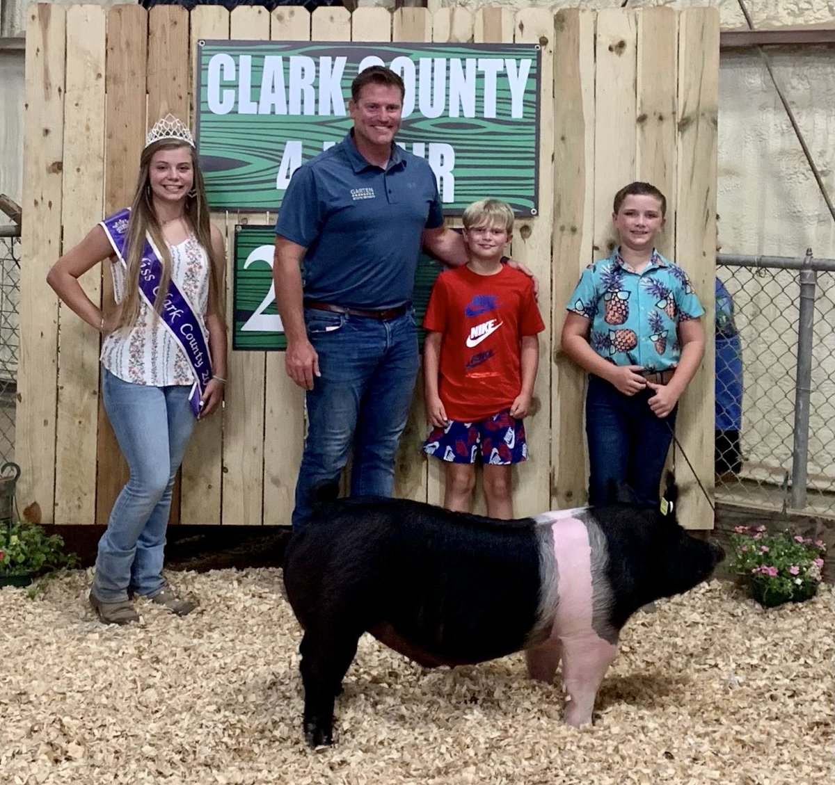 gartenforsenate's tweet image. Awesome night at the Clark Co 4H Auction!  

Congrats to Christian Grayson with his Grand Champion Dairy Wether! 

And congrats to Landry Mullins on his swine! 

 Congrats to all!!

#ClarkCo4HAuction
#tomorrowsleaders
#insenate45