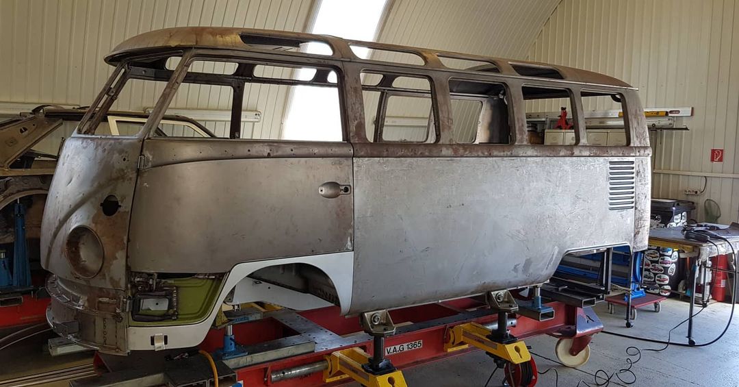 Celettegroup's tweet photo. VW T1 Samba...the side panels will fit in the right place, just fill in the missing small details and continue to the finish...
https://t.co/EkcLIHh7Dr
repost from : https://t.co/aouAYafust
#vwsamba #vw #vwbus https://t.co/z1lhqK0bfe