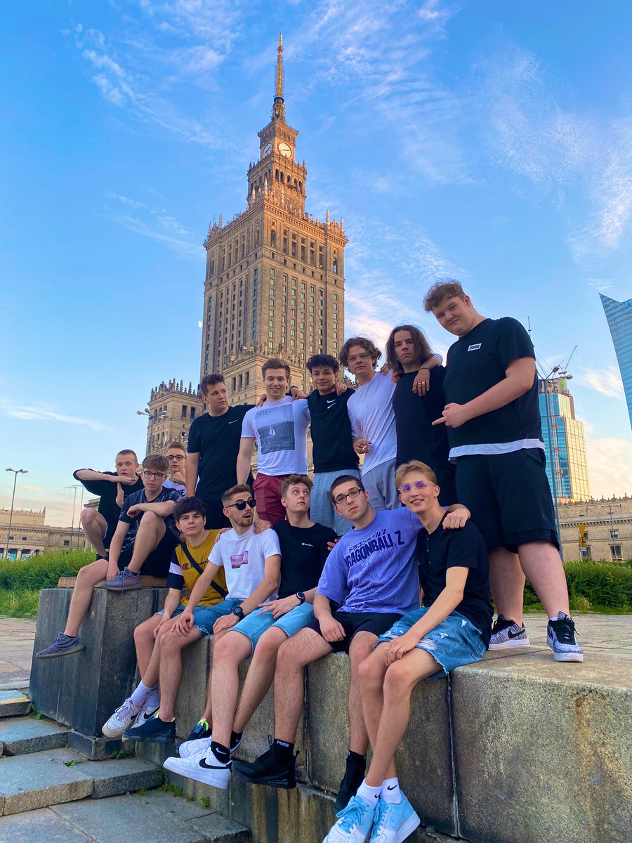 LuKiFN_'s tweet image. Spotkanie z @pepocord 🥲