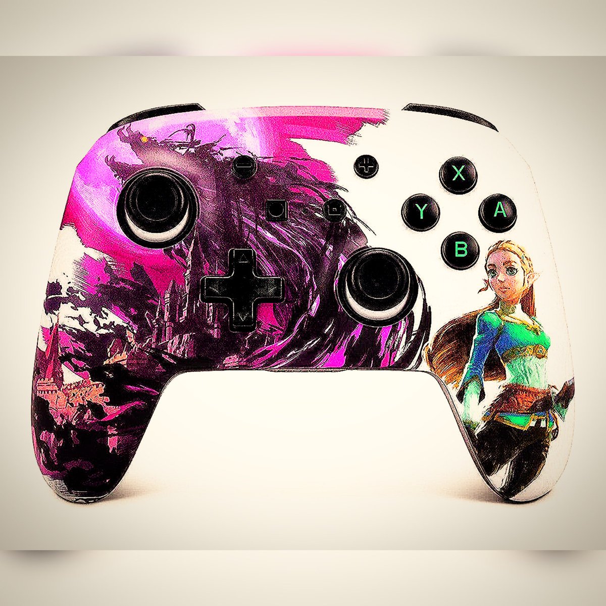 Top5SpotTeam's tweet photo. The Nintendo Switch Is Getting A New Special Edition 
Breath of the Wild Pro Controller!

#Nintendo 
#Zelda
#NintendoSwitchOLED 
#NintendoSwitch
#NintendoNews
#SkywardSwordHD https://t.co/DdBtJ7R9eP