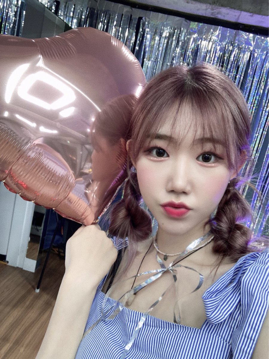 GIG__Official's tweet photo. [#GIG ] #보민

Excuse me baby 놀라지 말고 이 차에 훌쩍 탈래요🚐💕

#아이돌 #걸그룹 #kpop #idol #셀카 #girlgroup #selfie #신인걸그룹 #신인 #가수 #singer #좋아요 #ootd #케이팝 #라인 #도도 #지앤 #보민 #채희 #예진 
#photo #사진 https://t.co/9pj0oEGsjE