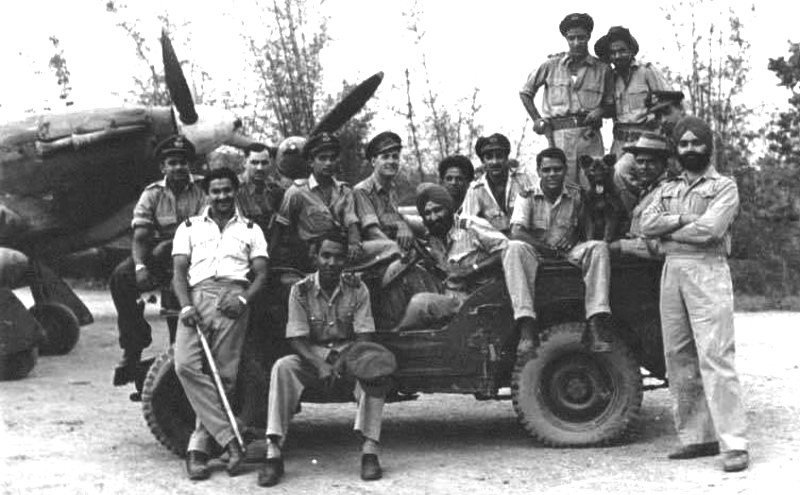 WW2TV's tweet photo. We will learn all about the role of Indian Air Force in WWII today. The first show in South Asia Week on WW2TV.
My guest is @TheBrownBeagle
3.00pm UK (GMT+1)
#WW2TV #WW2 #WWII #IndianAirforce #Forgottenfew #history https://t.co/bgfCxQUQaC