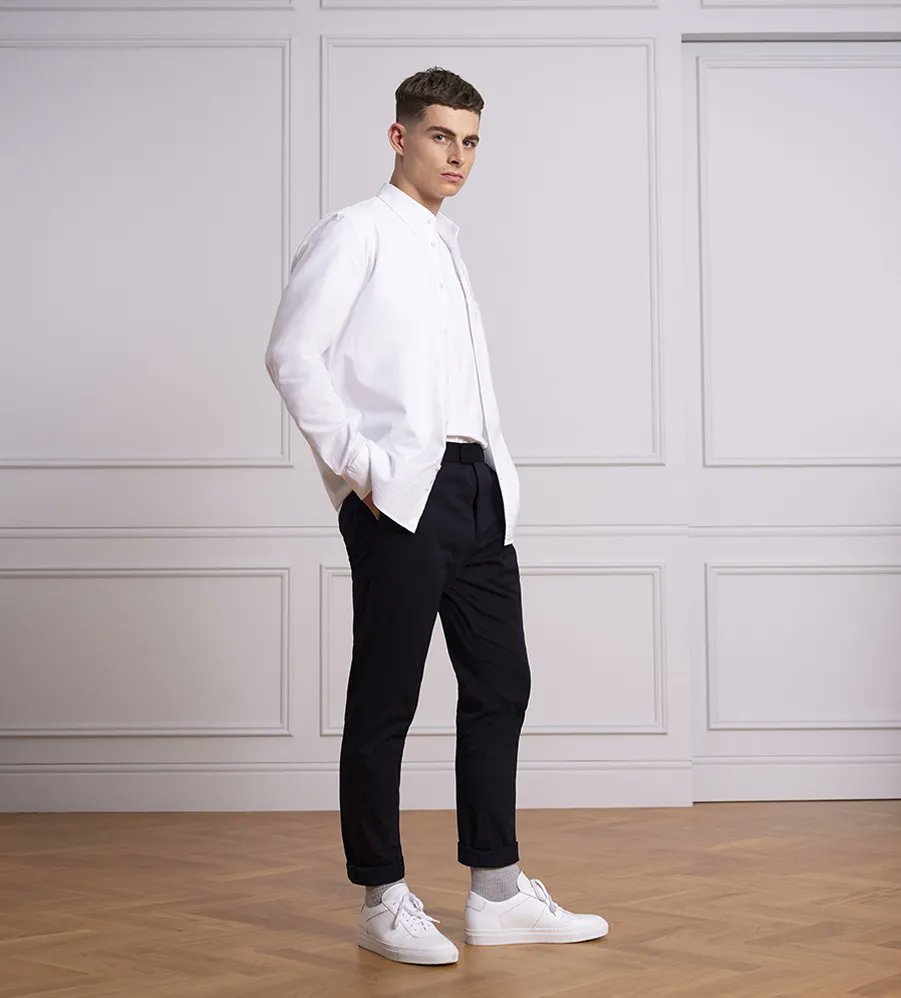 OPUMO_UK's tweet photo. Heading back to the office? 

Here's what you need to know about the workplace dress code to jour – business casual: https://t.co/zqytj4KZii https://t.co/qZWLxaQ2Vs