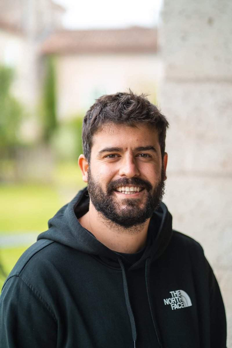 AgenciaEbp's tweet photo. Este fin de semana se celebró la reunión anual de la Agence EBP  (sede francesa) 🔥
🙏 Cerca de 20 personas de toda Francia, España y Portugal se reunieron para buscar ideas, organizar, estructurar, planificar y pasarlo bien durante 4 días. 😍 https://t.co/gCNC3HaVLH