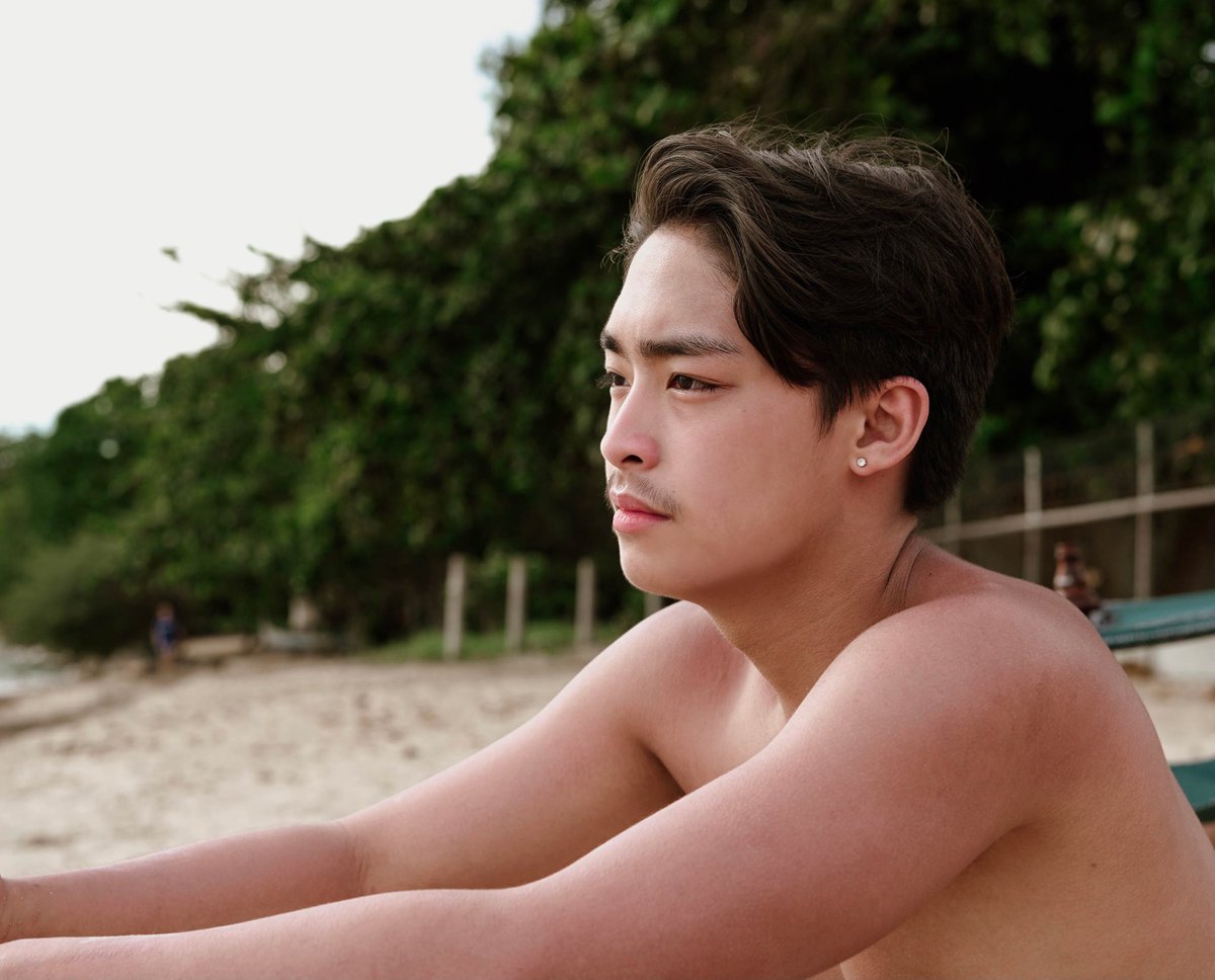 migotraspe's tweet photo. back at the beach after 3 years 🏖 https://t.co/0prQUHIqKX