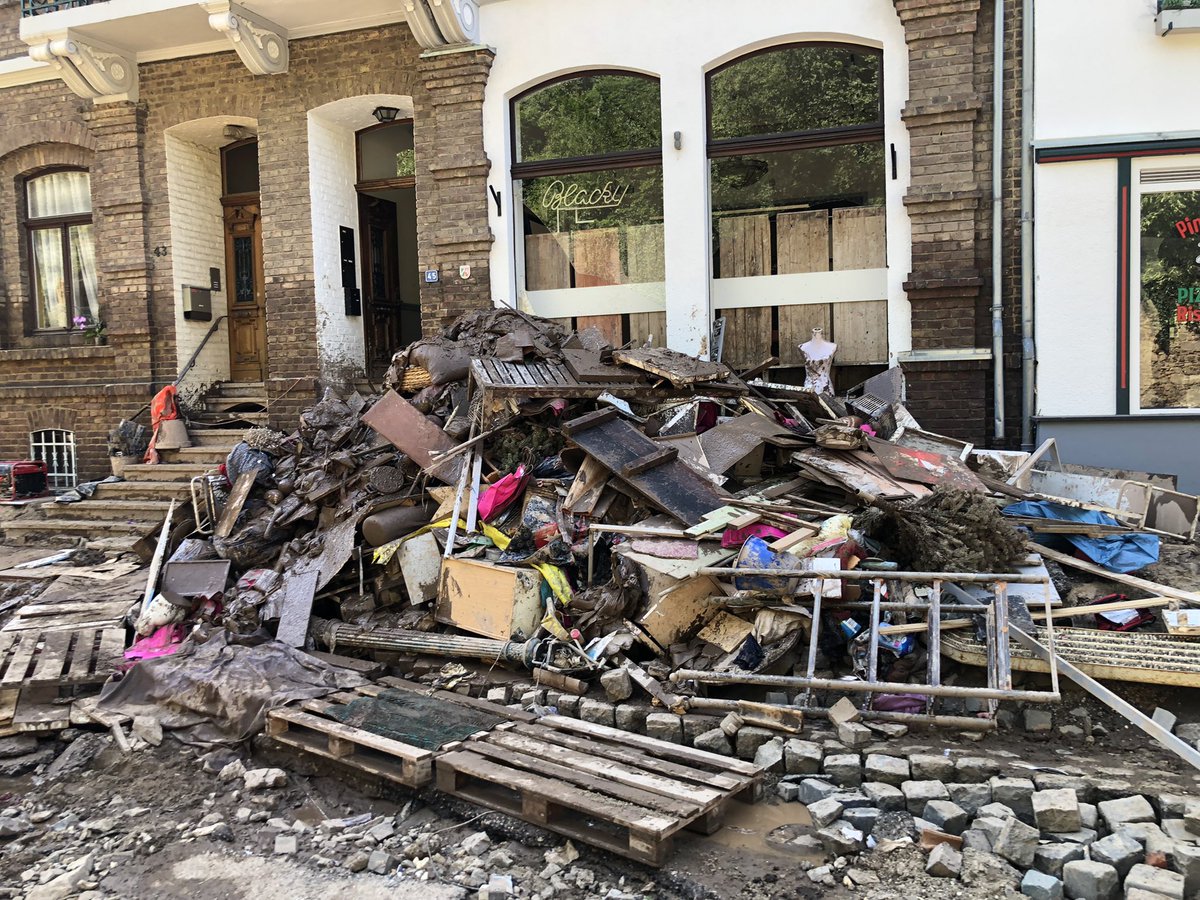 VGleitsmann's tweet image. was das #Hochwasser in #NRW und #RLP angerichtet hat… Eindrücke der vergangenen 100 Stunden @ZIBnews @oe1journale